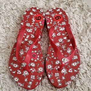NWOT Coach floral flip flops
